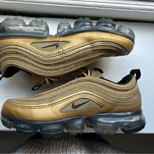 Nike Air VaporMax 97 Metallic Gold (women’s) 5.5